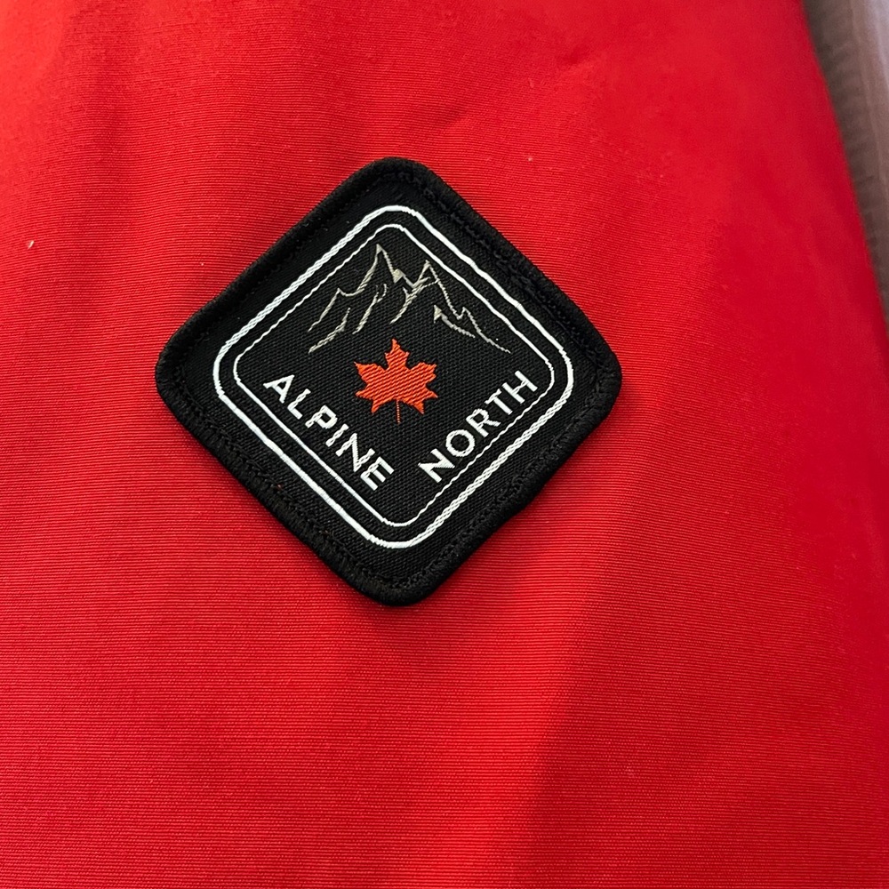 Alpine North Red Ski & Snow Jacket with Faux Fur Hood. Size 2X (18W-20W) - Picture 5 of 9